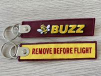 Przywieszka brelok ryanair buzz remove before flight