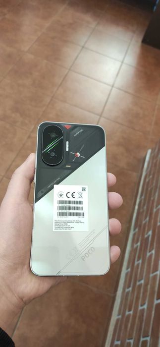 Xiaomi POCO F7 5G 12/512GB Black/Silver NFC EU (Зі Зарядним)
