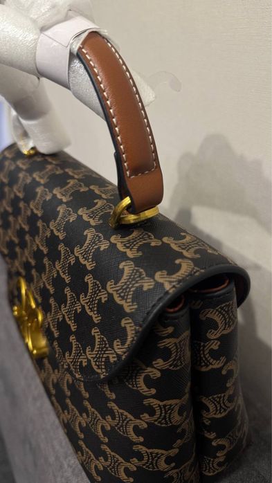 Сумочка жіноча шкіряна