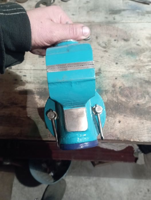 Продам лещата ..