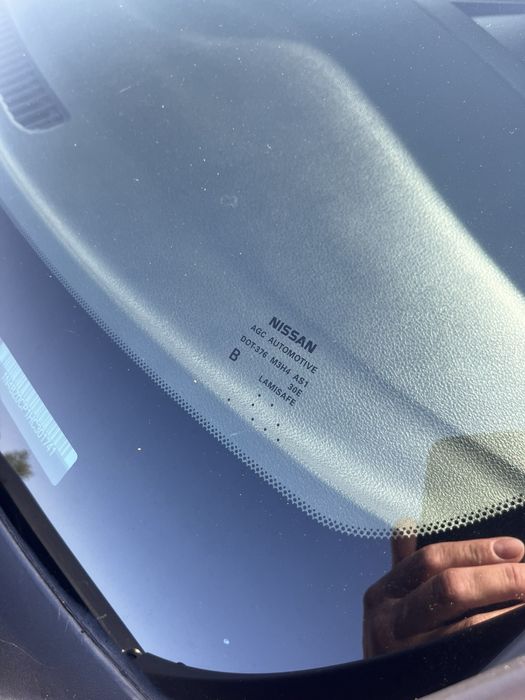 Продам nissan leaf