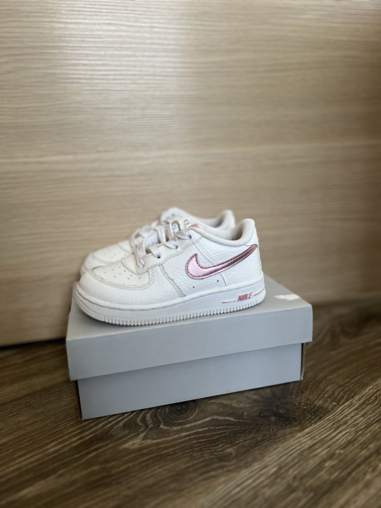 Кроссовки Nike force 1