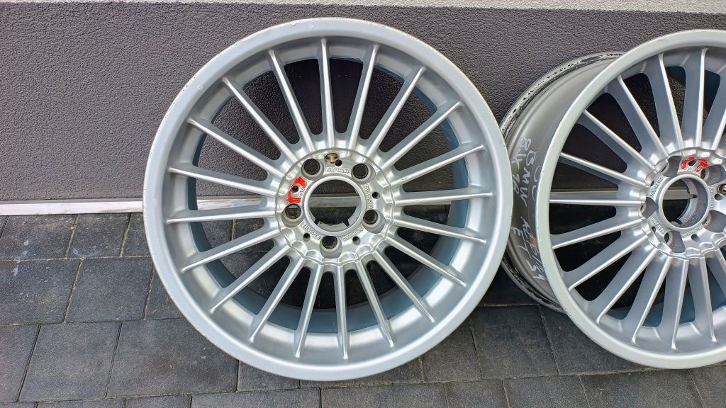 Felgi Alpina Classic II 18" 4 szt. 8J ET34 Borbet E9x