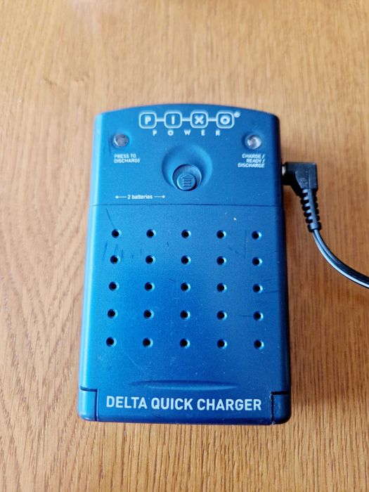Ładowarka do akumulatorów AA/AAA + ładowarka USB Hama, zestaw