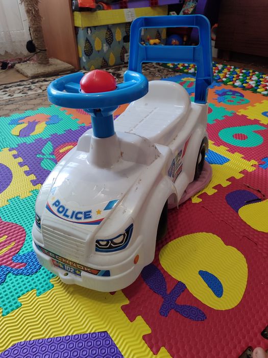 Машина детская от 1 года