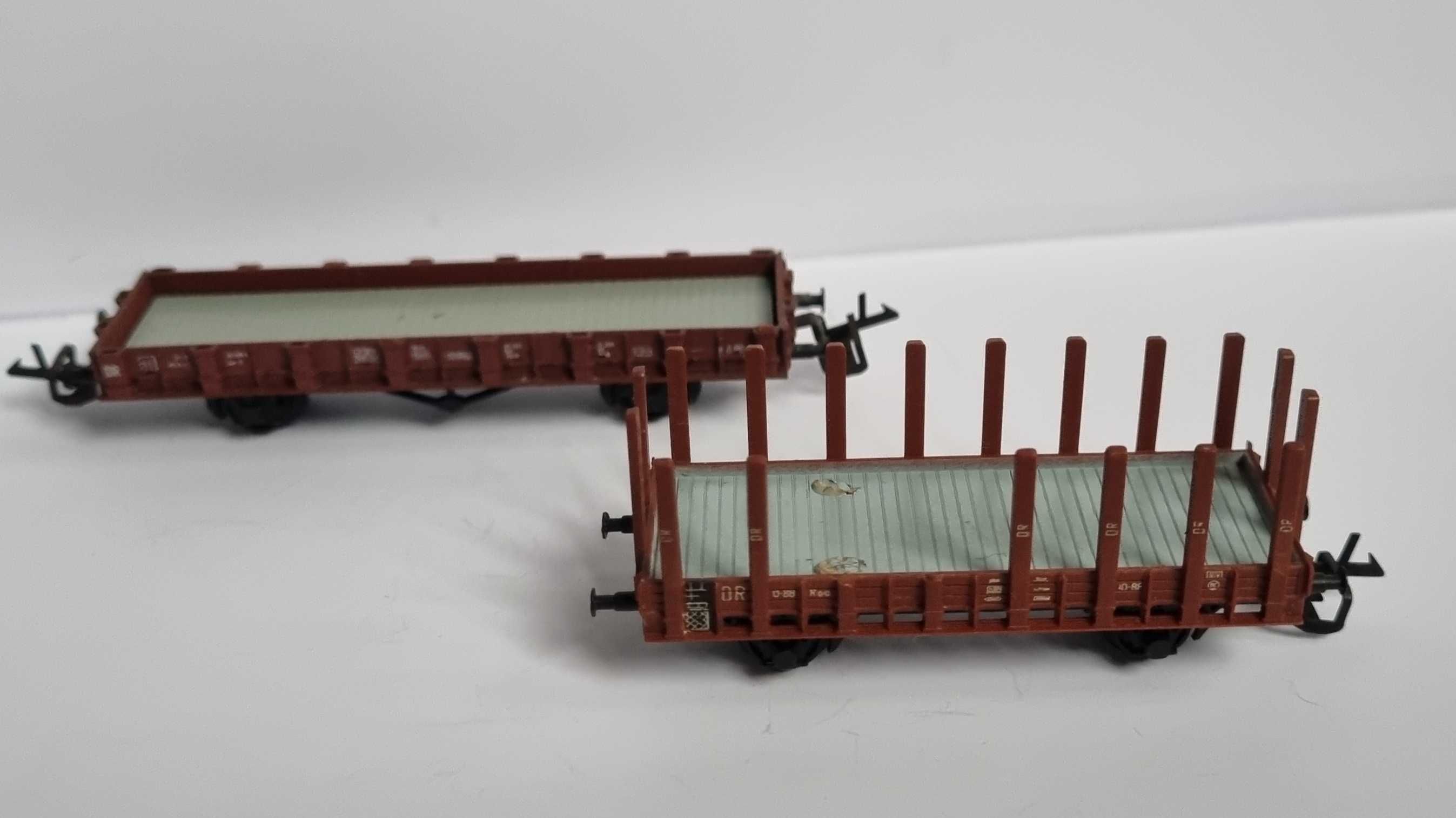 Wagon kłonicowy + platforma kolei DR