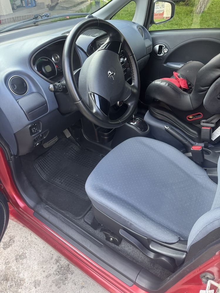 Продаю електроавтомобіль PEUGEOT ION