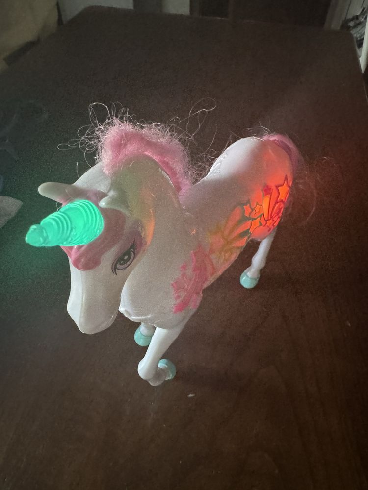 Cavalo unicornio da barbie