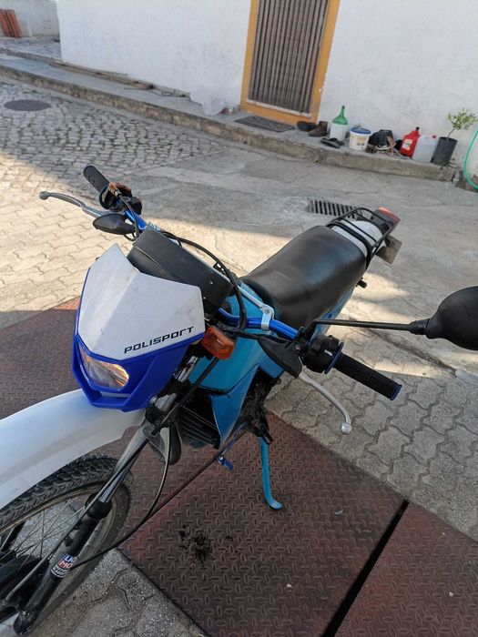 Suzuki TS5 em bom estado