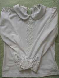 Продам школьную нарядную белую блузку 134