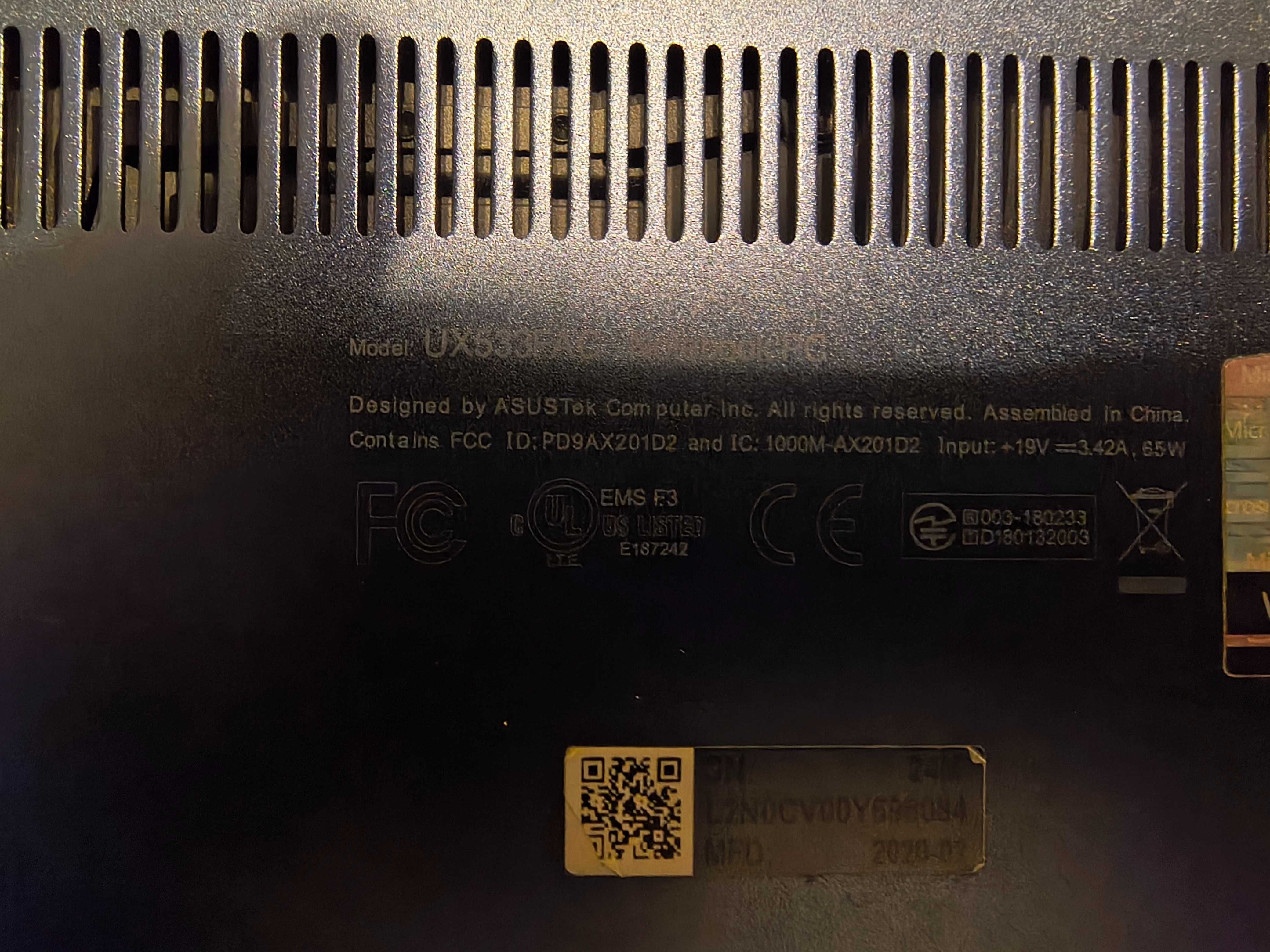 ASUS ZenBook 13 UX333FA – i5, 8GB RAM, SSD – uszkodzony zawias