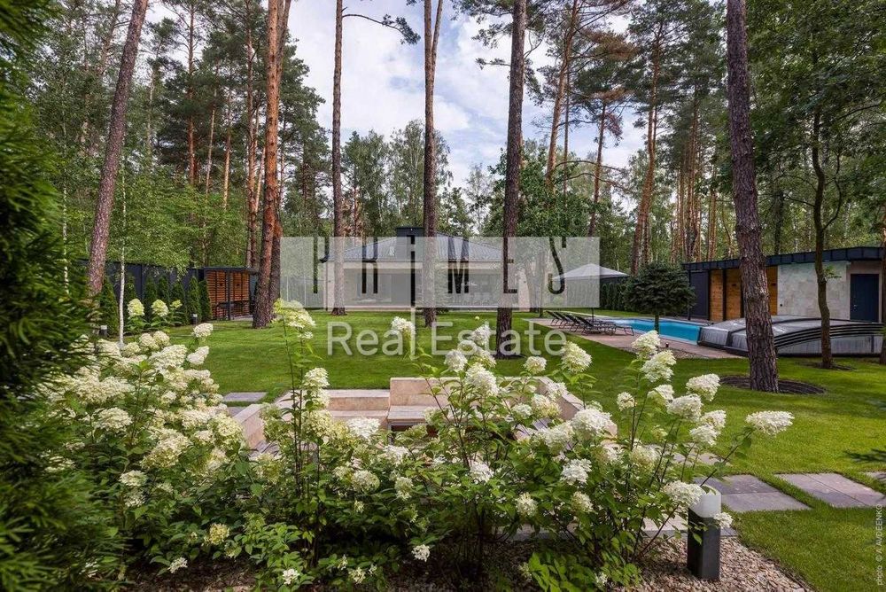 Продаж будинку Плюти. Сучасний ремонт! Басейн