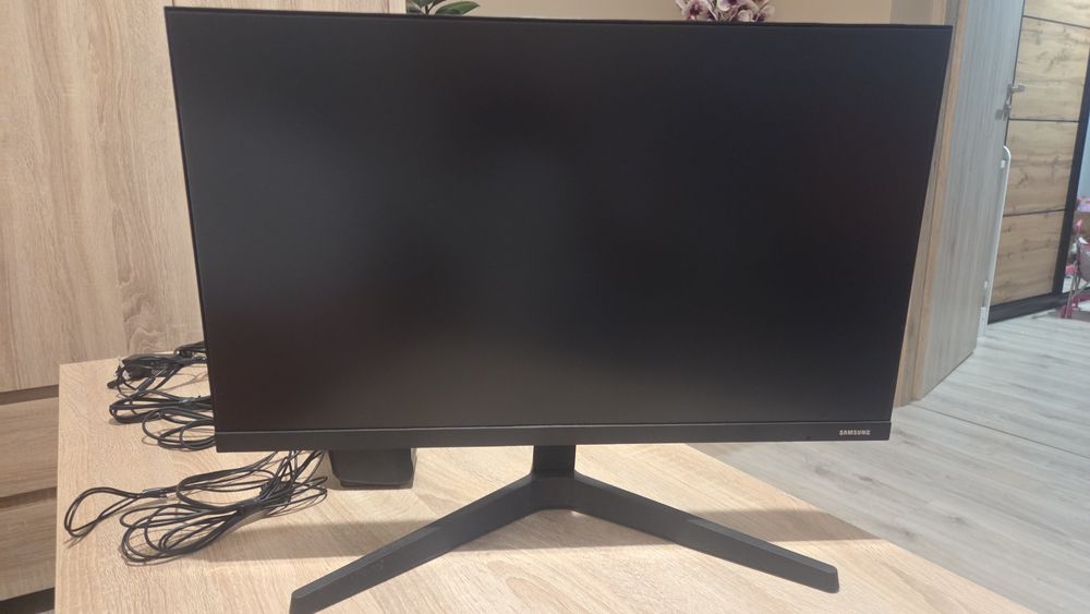 monitor głośniki adapter kable