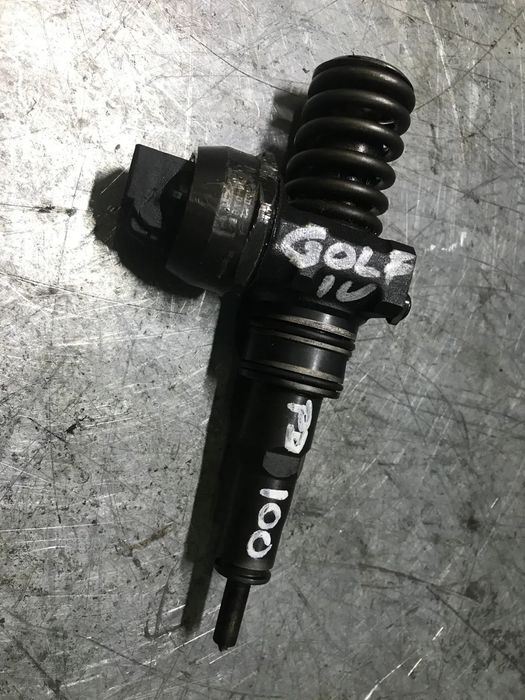 INJECTOR VOLKSWAGEN / SEAT / AUDI 1.9TDI PD100 0414720037 038130037AJ BC
