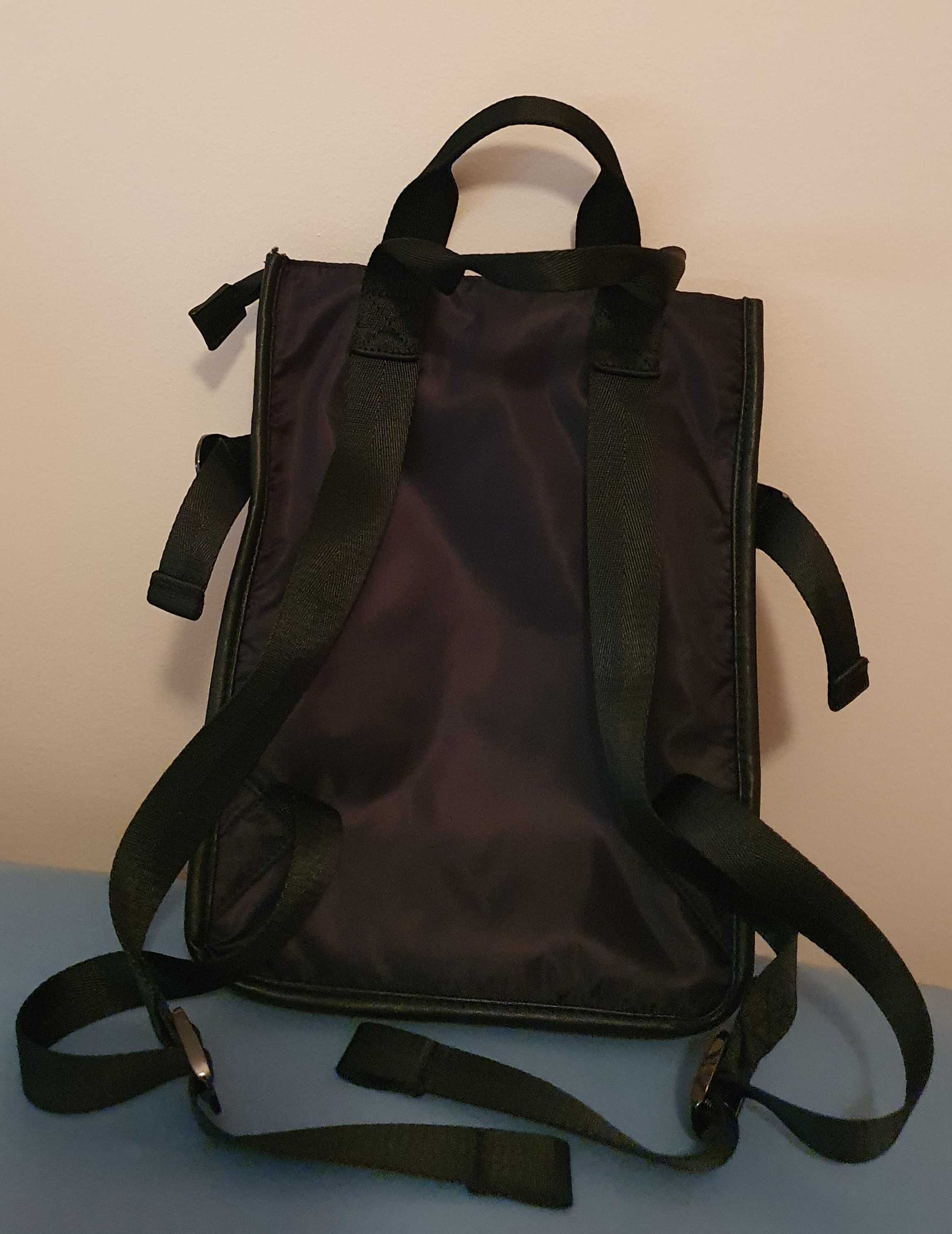 Mochila da Zara Preta como nova