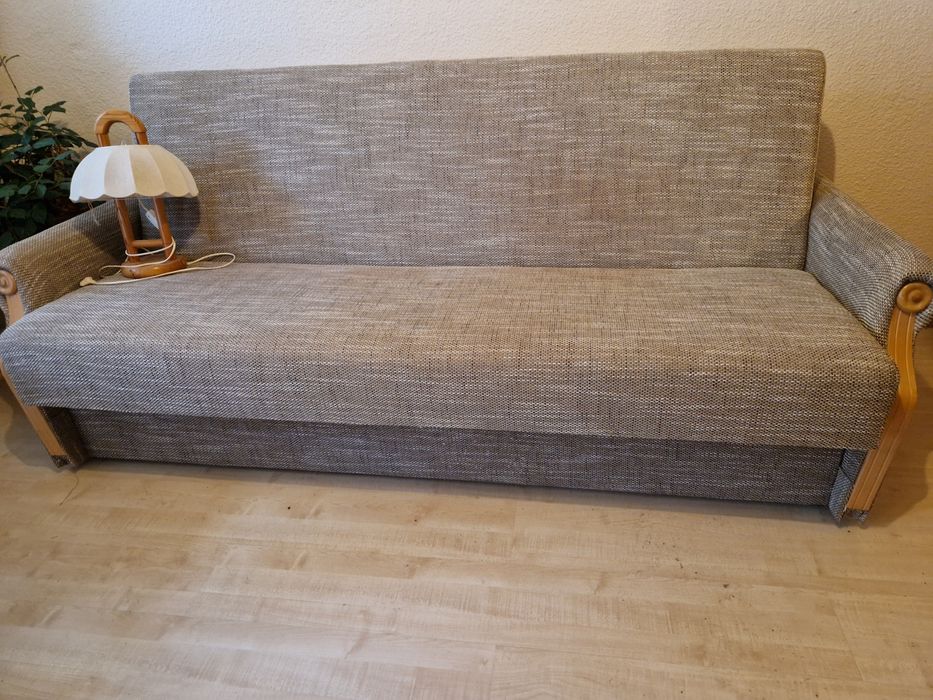 Sofa rozkładana w stanie bdb