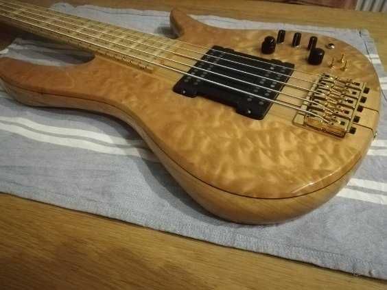 Fodera monarch kopia nie Fender music man