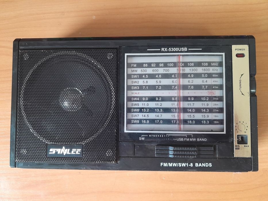 Радіоприймач AM FM