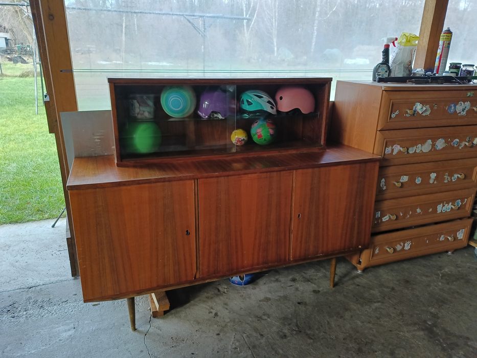 Sprzedam Kredens PRL