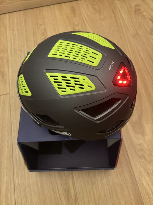 Kask rowerowy Abus Hyban 2.0 ACE rozmiar XL