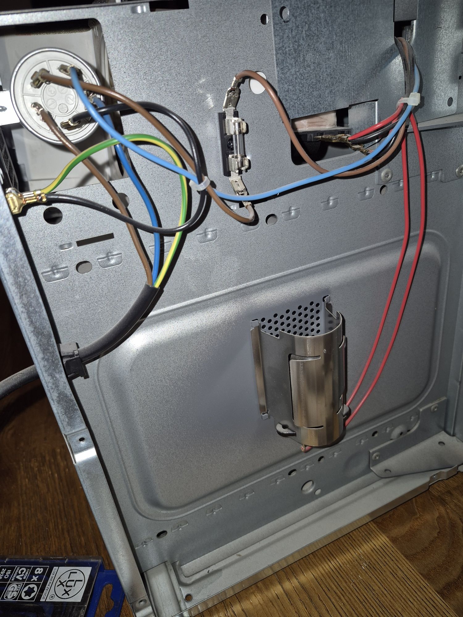 Mikrofalówka Whirlpool AWM 460/1/IX - części