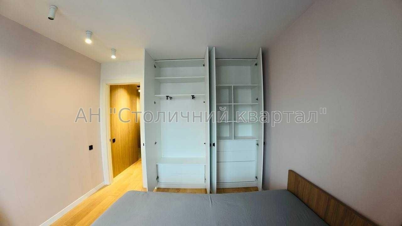 Продам квартиру ЖК Файна Таун Київ, Салютна вул.