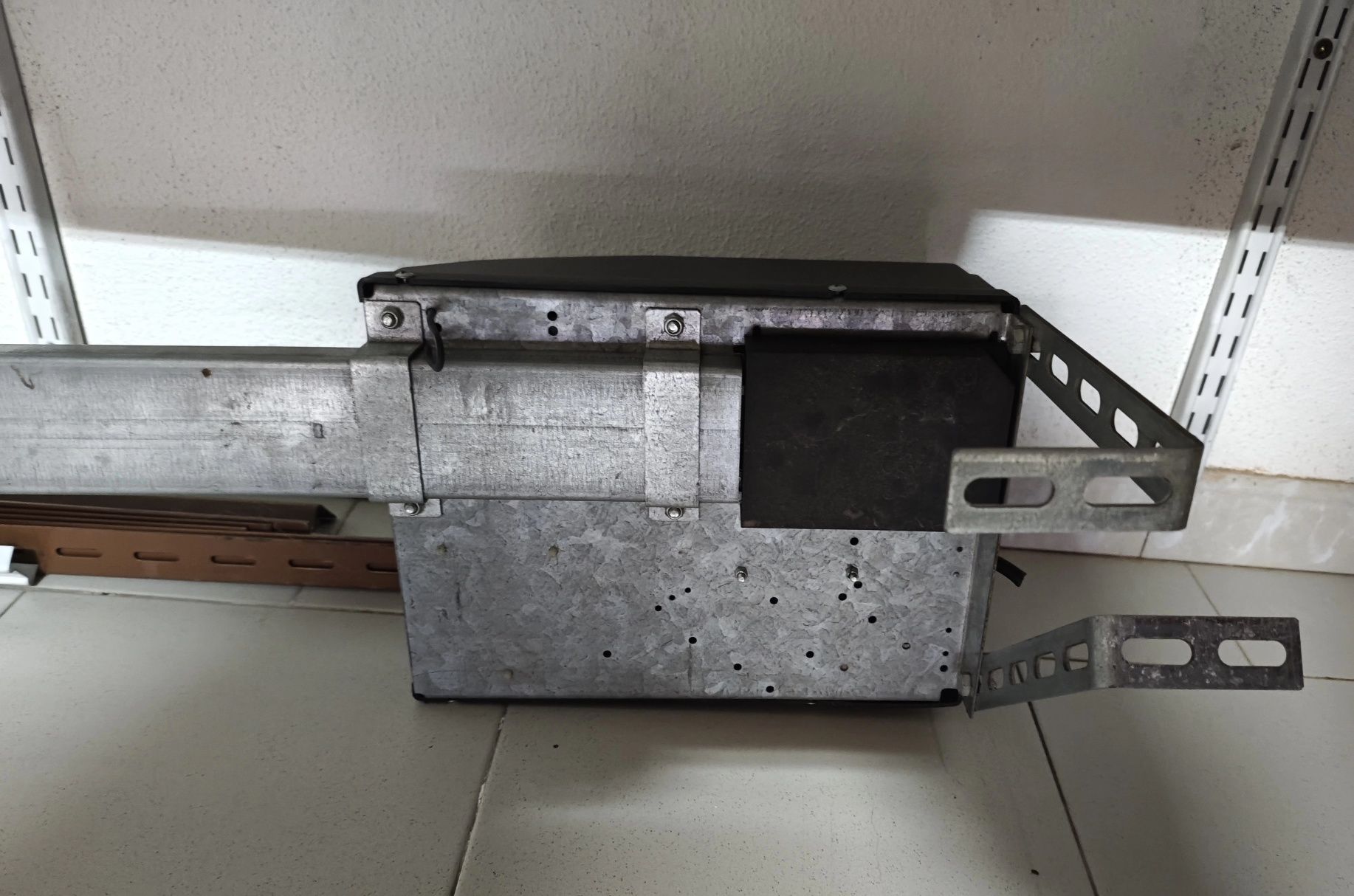 Motor automático com calha para portão