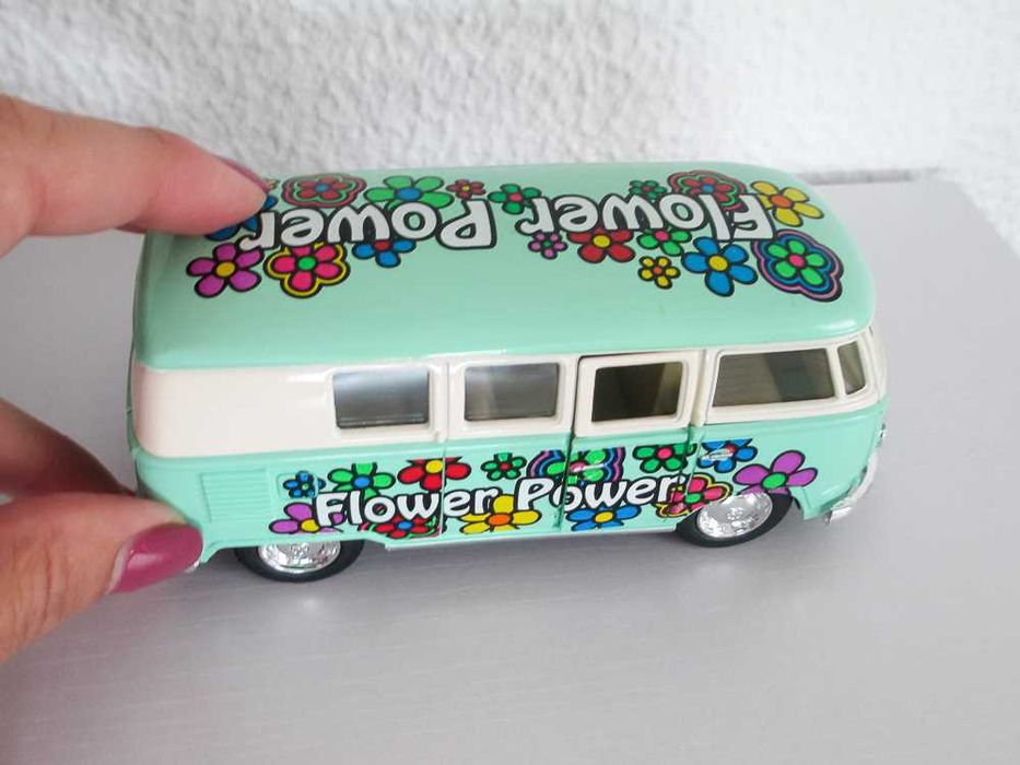 Miniatura carrinha VW Flower Power