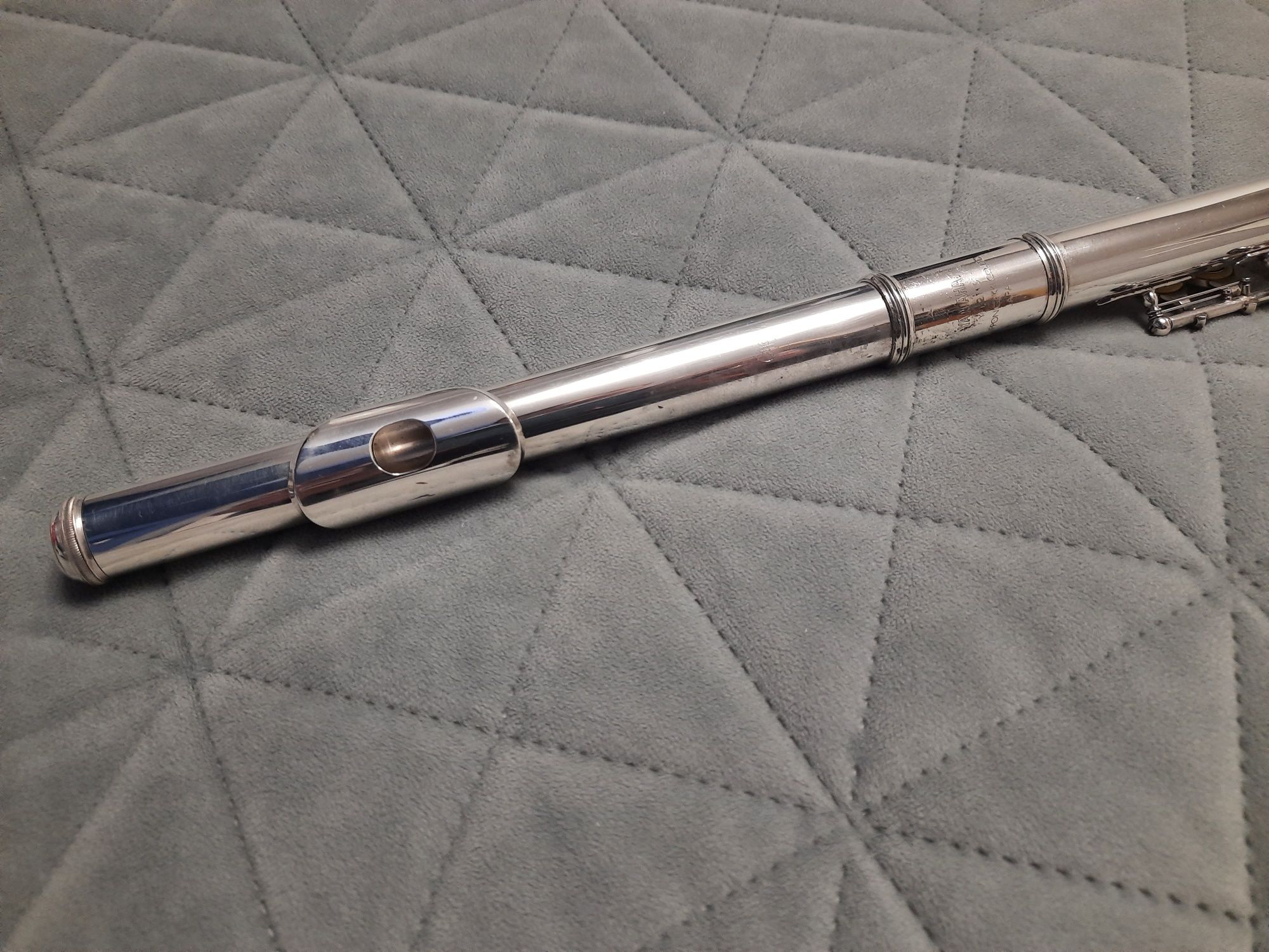 Flet poprzeczny Yamaha 211