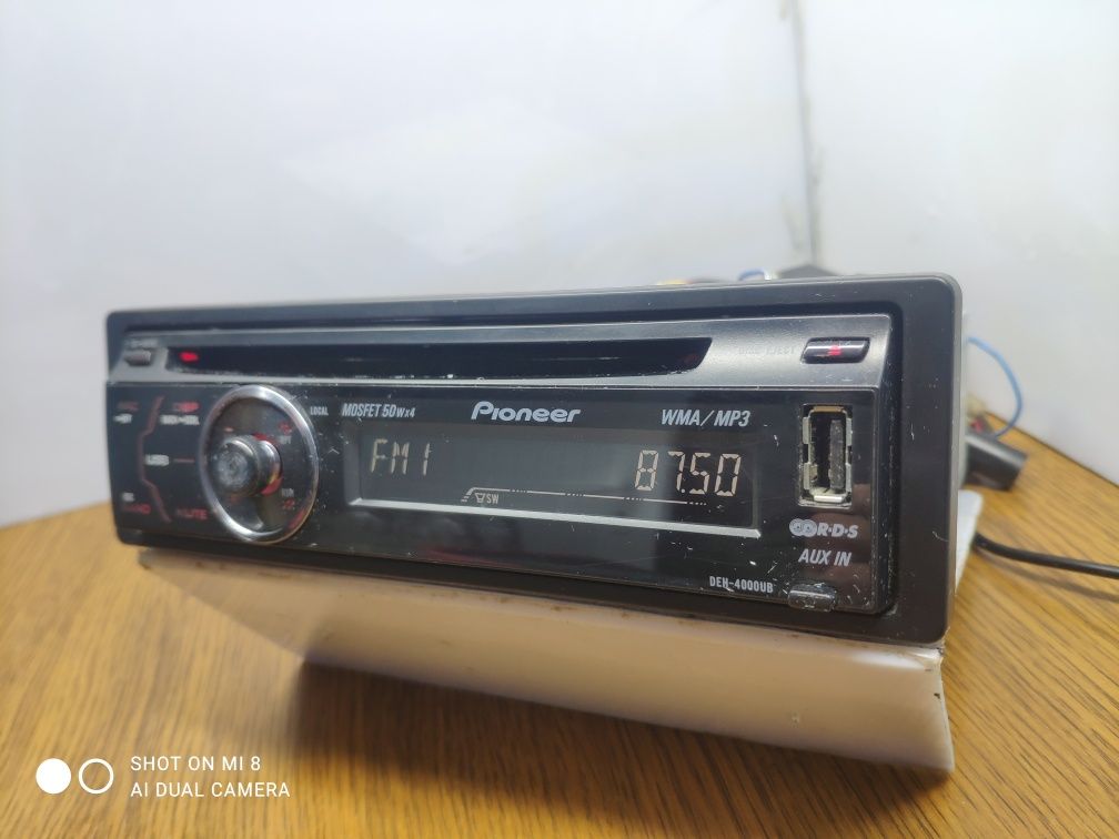 Автомагнитола Pioneer DEH-4000UB USB AUX FM RADIO MP3 player