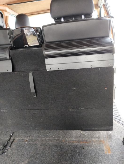 Сидіння / диван для буса