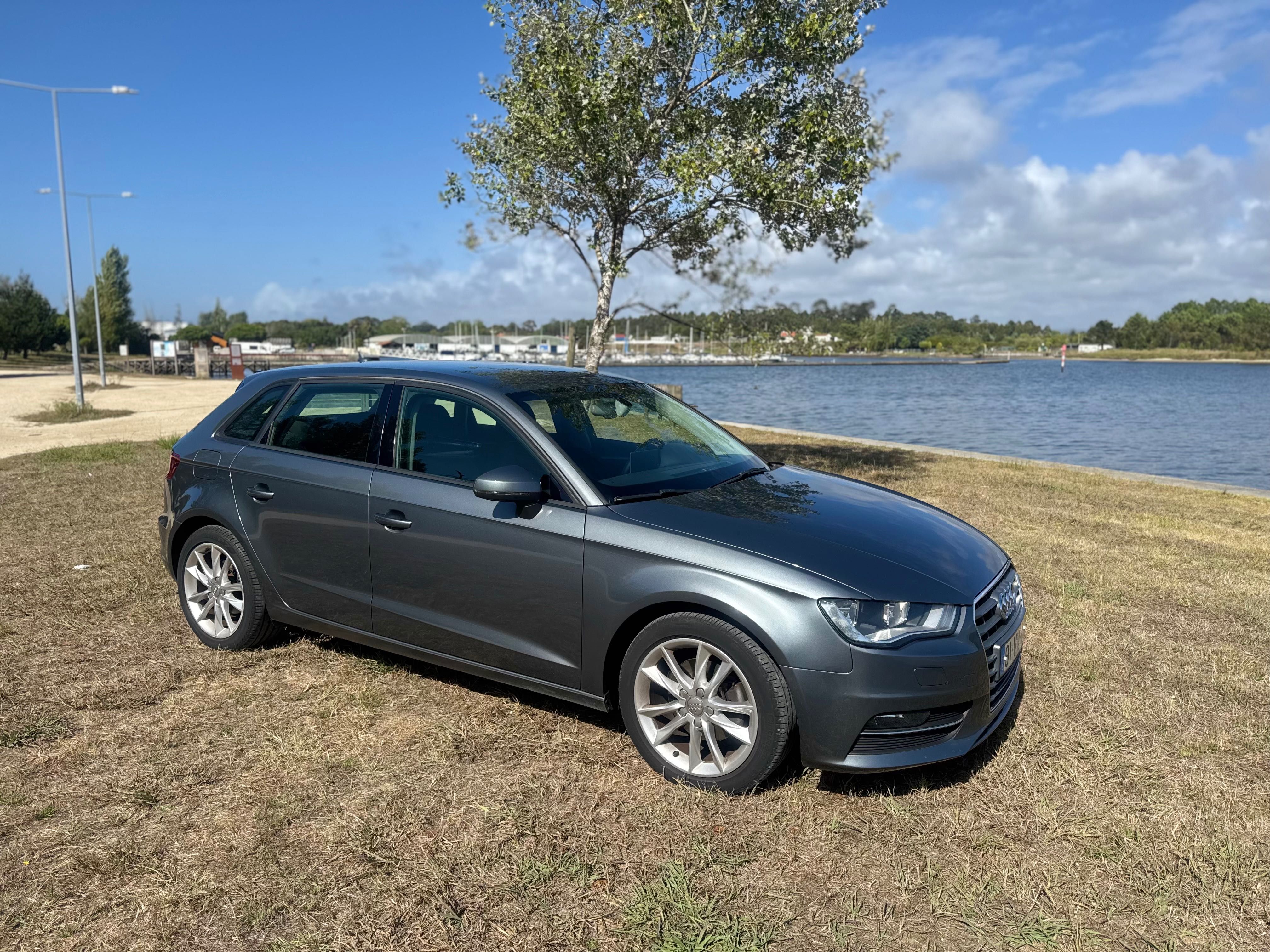 Audi A3 1.6 TDi 120 cv 5 portas