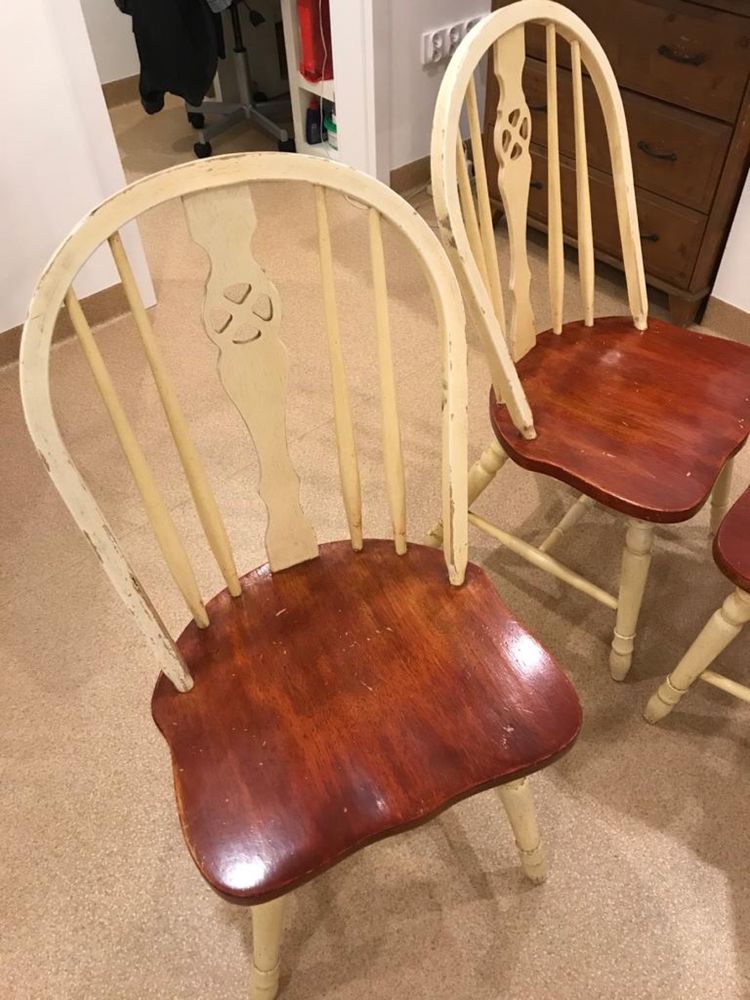 Krzesła klasyczne drewniane, solidne