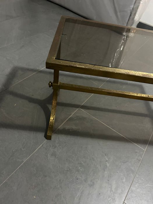 Mesa de centro, com tampo em vidro