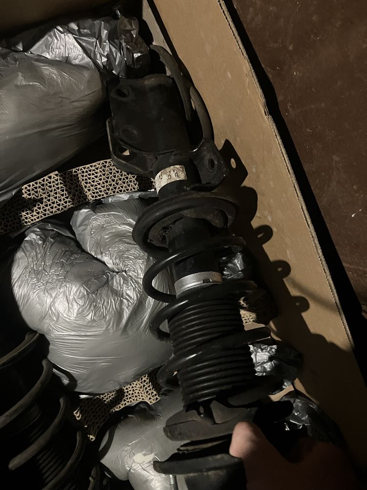 Задние аммортизаторы bilstein Toyota gt86 subaru brz