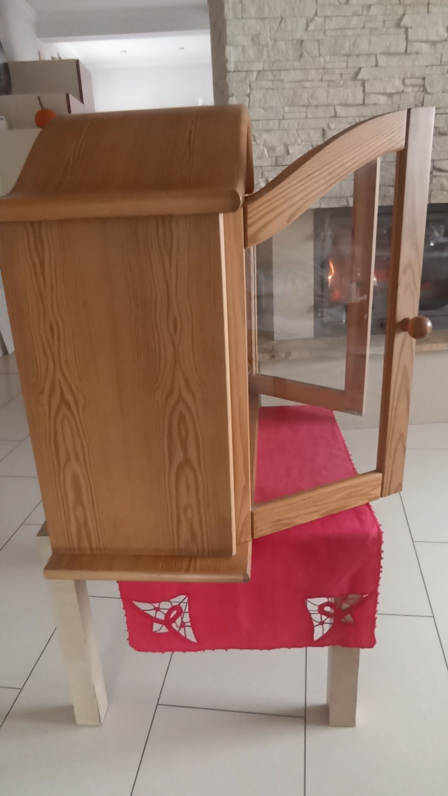 Witryna wisząca,używana ,stan dobry