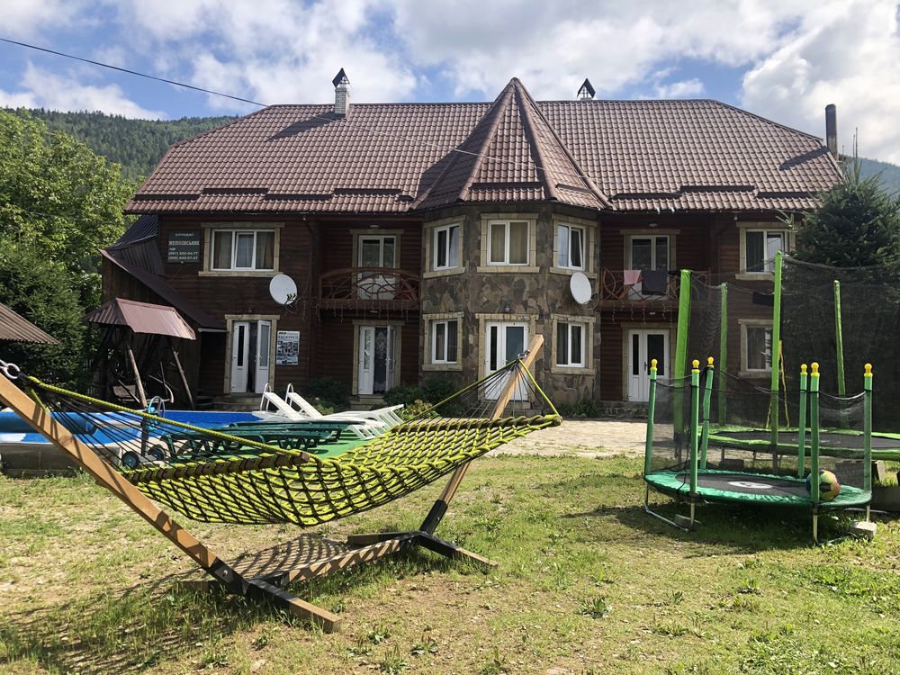 Відпочинок в Карпатах с.Татарів з теплим басейном