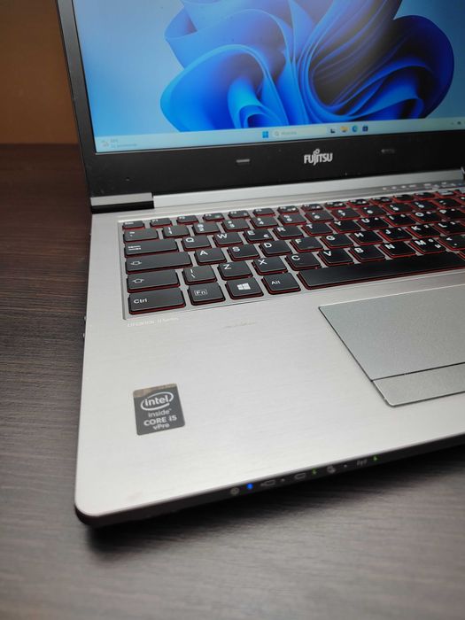 ULTRABOOK | LifeBook U745 | i5 | 12GB RAM | 256SSD | 4G LTE | Win11