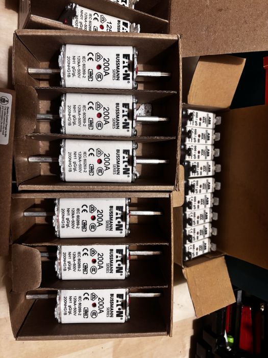 Запобіжники високої напруги, 200а, 150а ABB