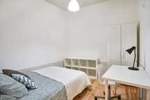 387153 - Quarto com cama de casal em...