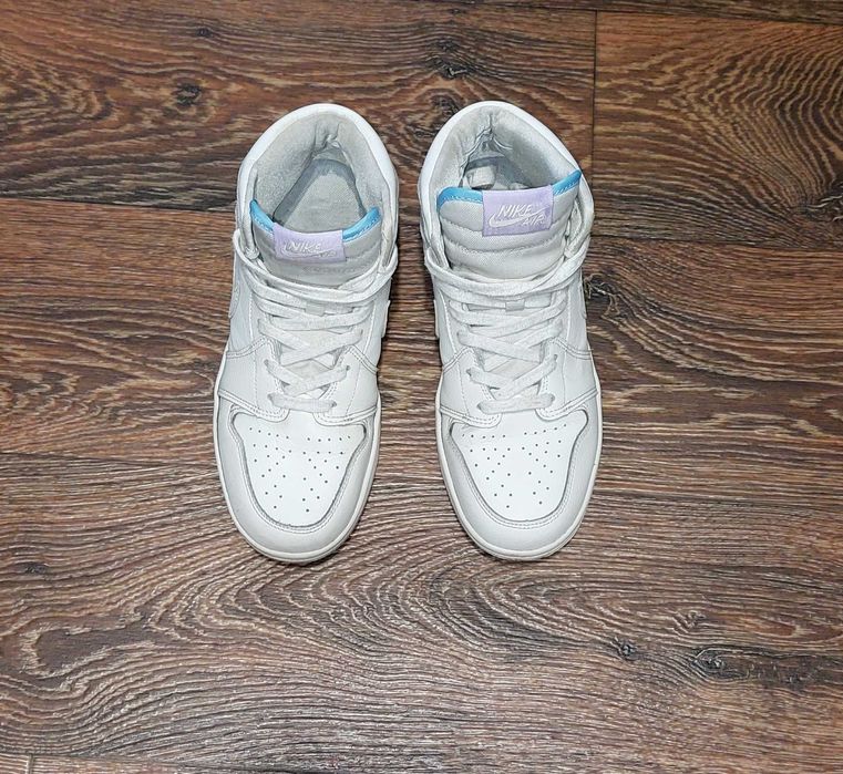 Кросівки на дівчинку