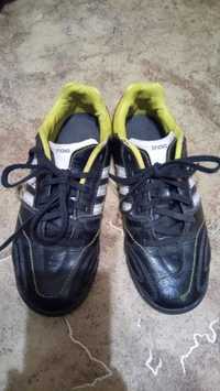 Бутси р.32-33 21,5 см Adidas кожа кроссовки туфли сороконожки