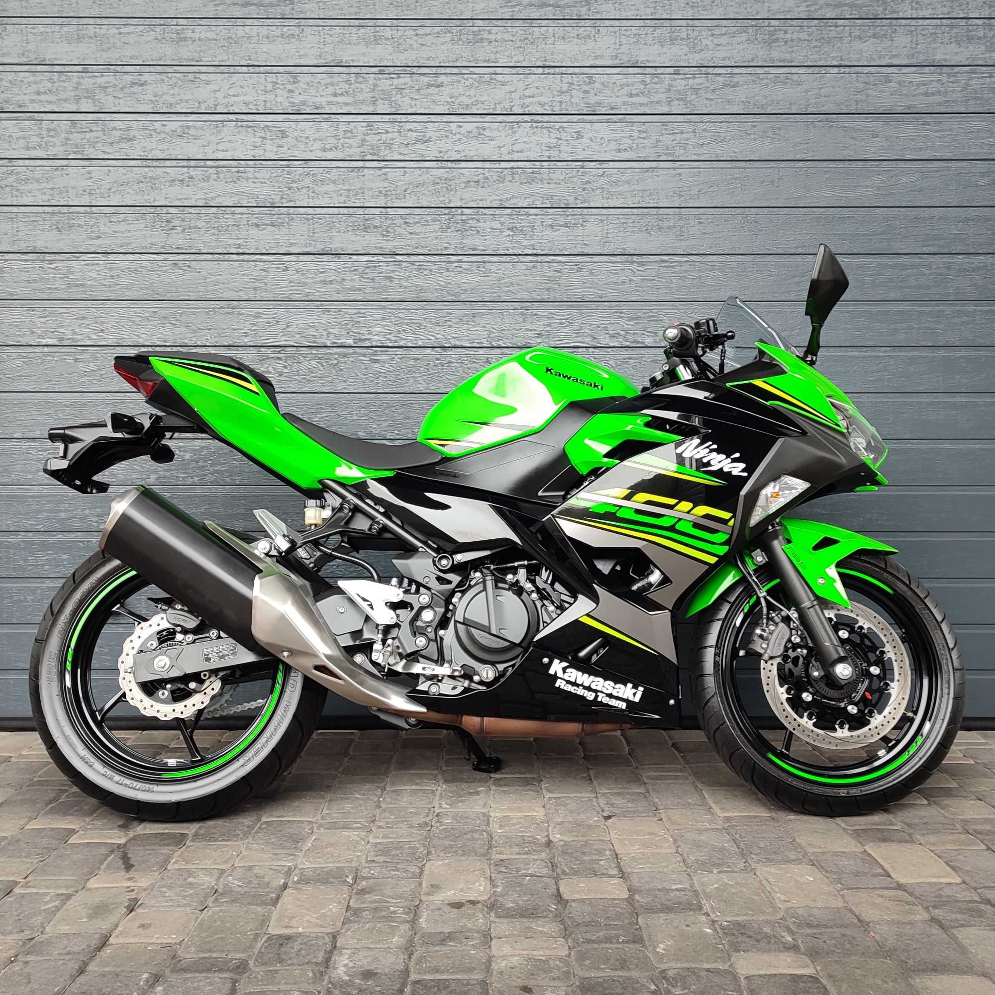 Продам мотоцикл Kawasaki Ninja 400 (0414)