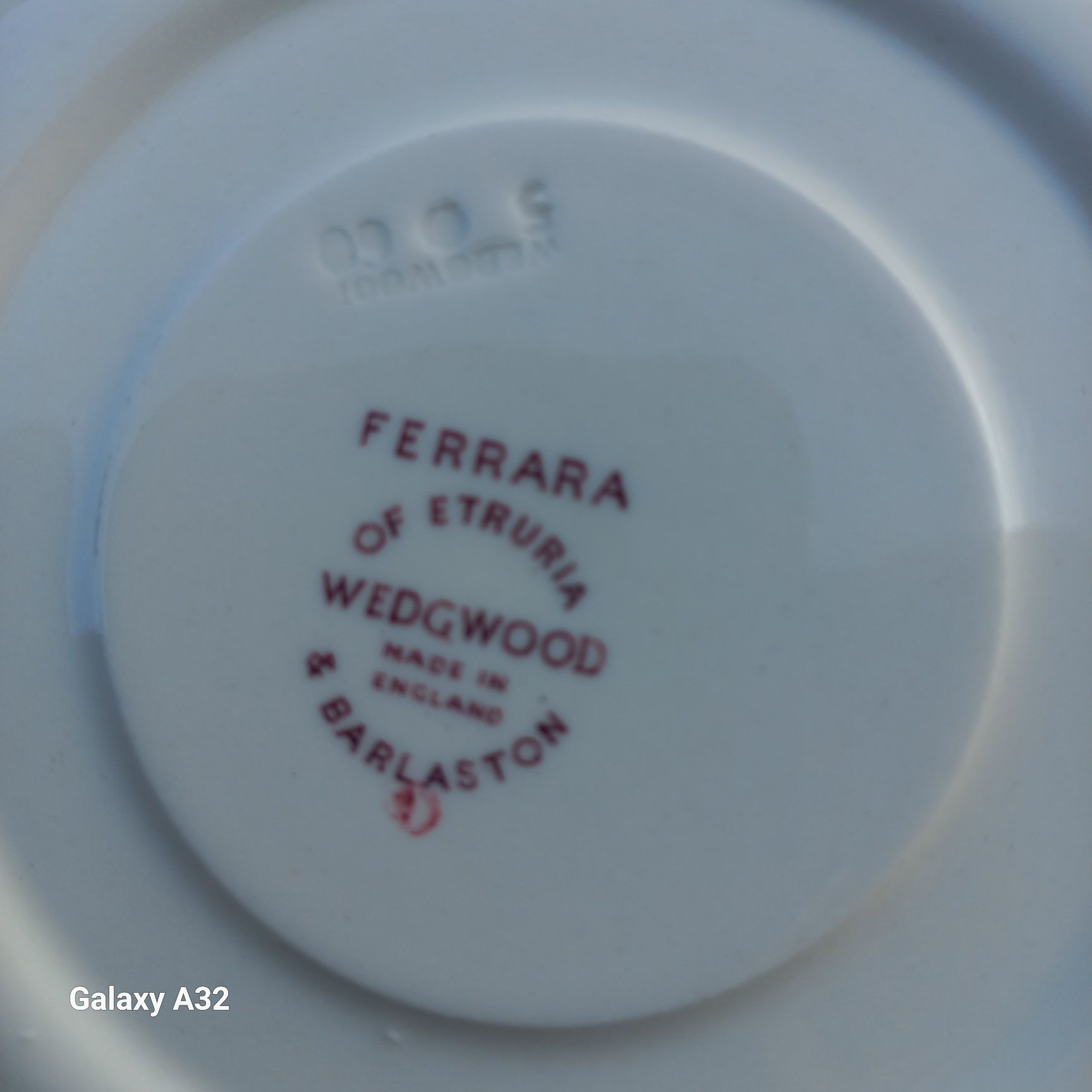 Wedgwood Ferrara porcelana  made in england 24 szt I gratis