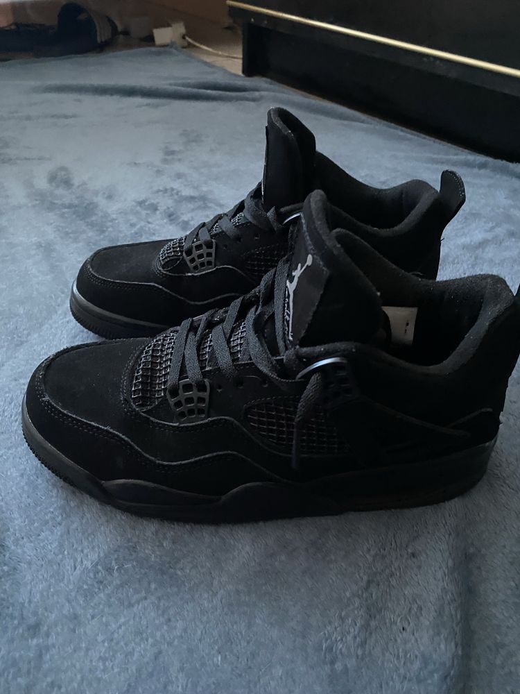 Jordan 4 Black Cat