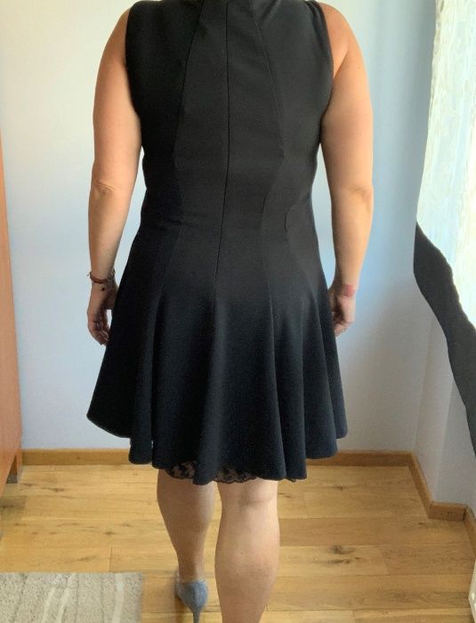 NOWA Czarna rozkloszowana sukienka Donna Karan DKNY XL 42 koronka mat