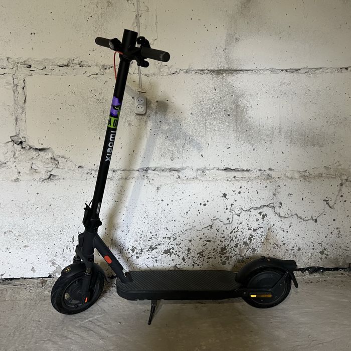 Електросамокат Xiaomi electric scooter elite