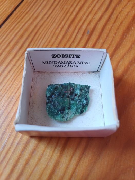 Pedra Zoisite Mundamara Mine Tanzânia