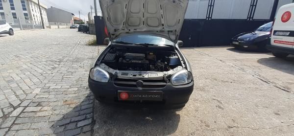 Para Peças Opel Corsa B (S93)