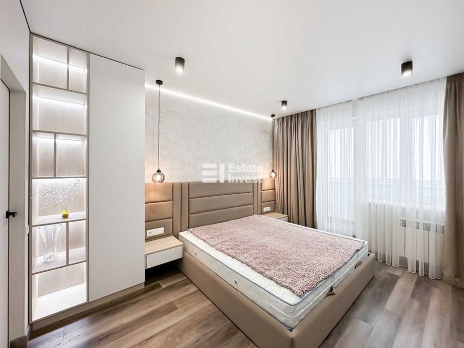 Продам 3-х к кв, новострой, ЖК Дом с ротондами, метро Научная, Госпром